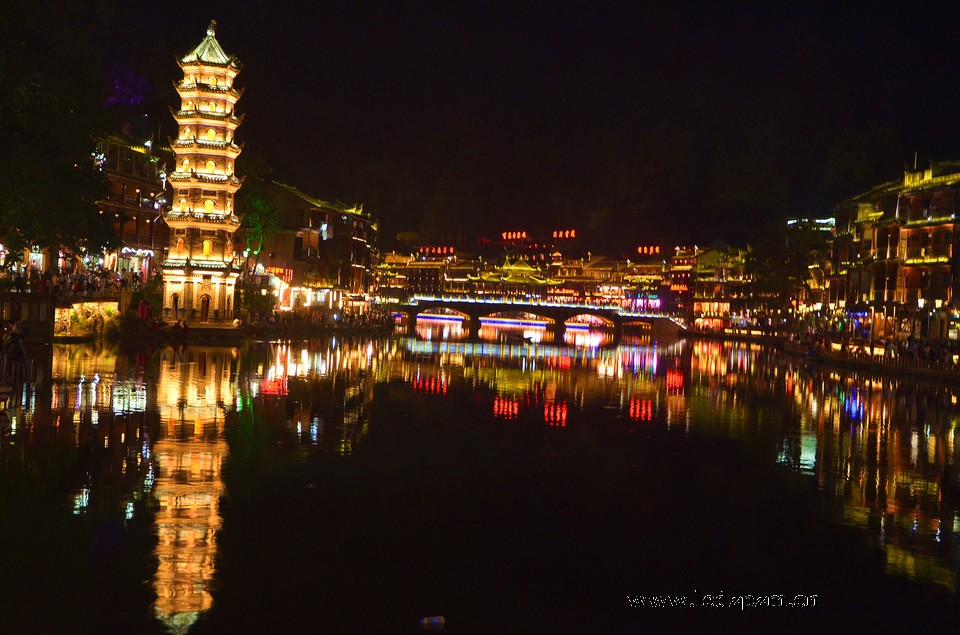 LED亮化工程对夜市经济带来的变化